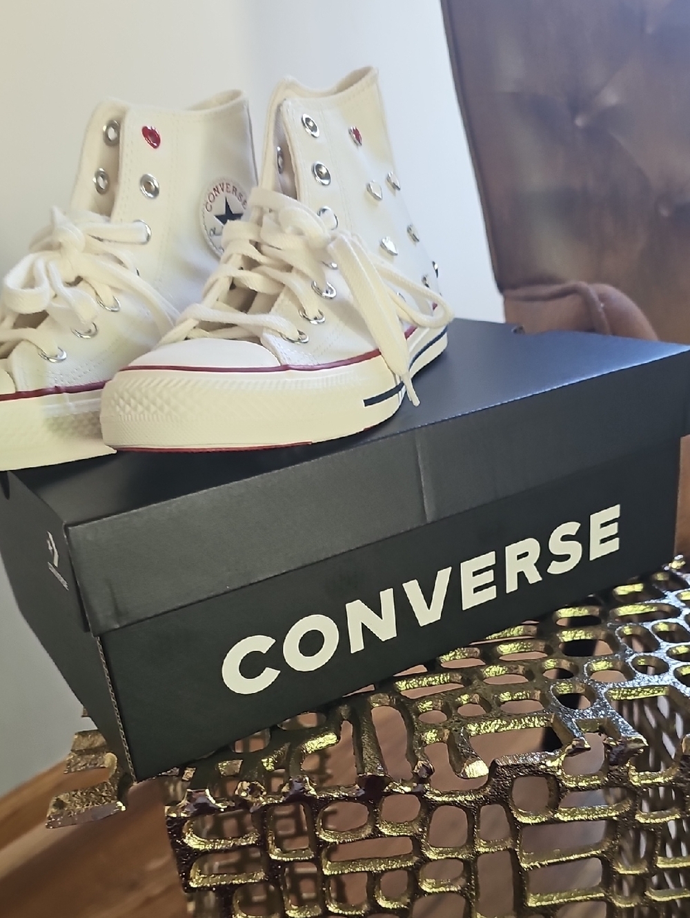 Brand-New Custom Converse White High-Top Sneakers with Red Accent Hearts - Picture 4 of 5